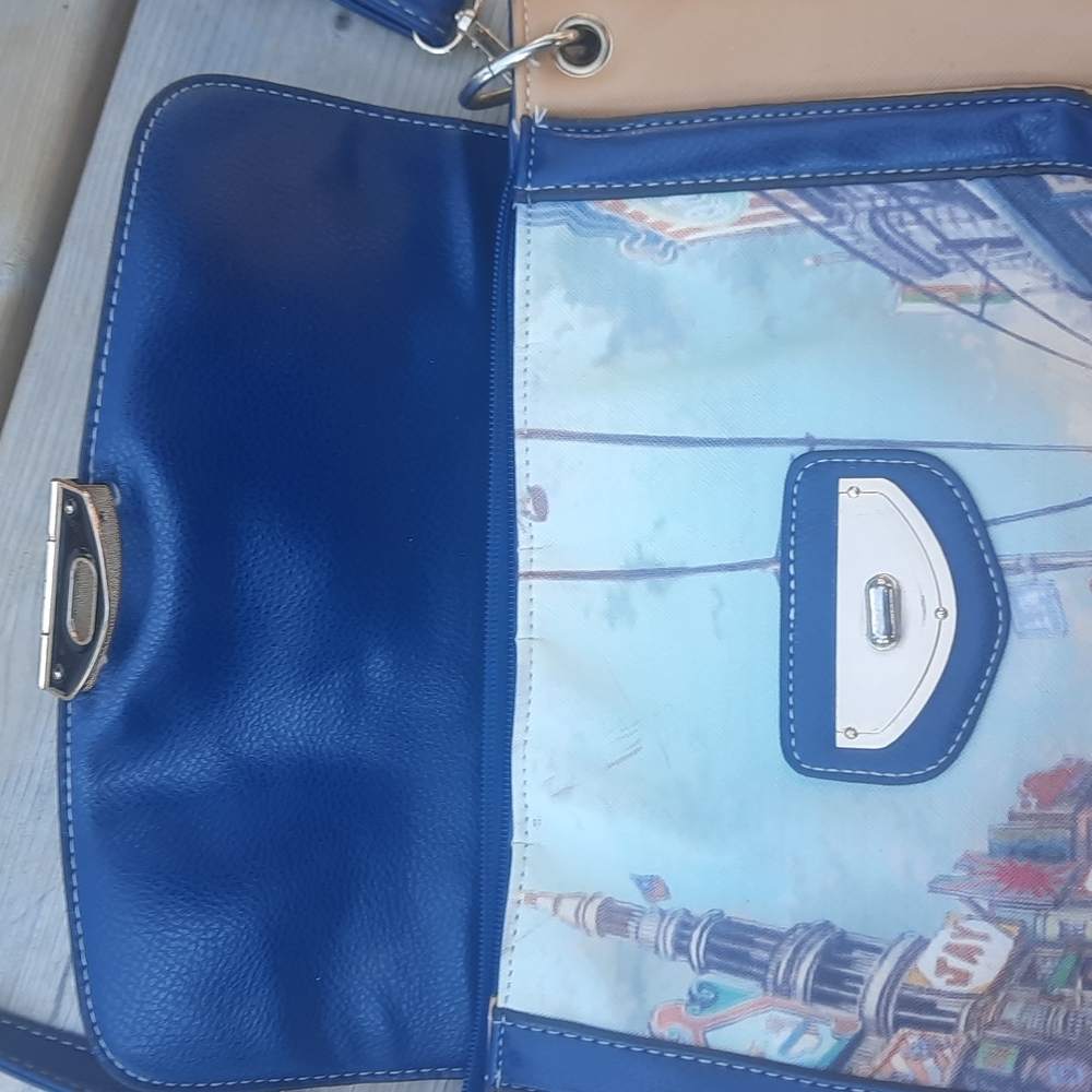 Handbag - Picture 6 of 12
